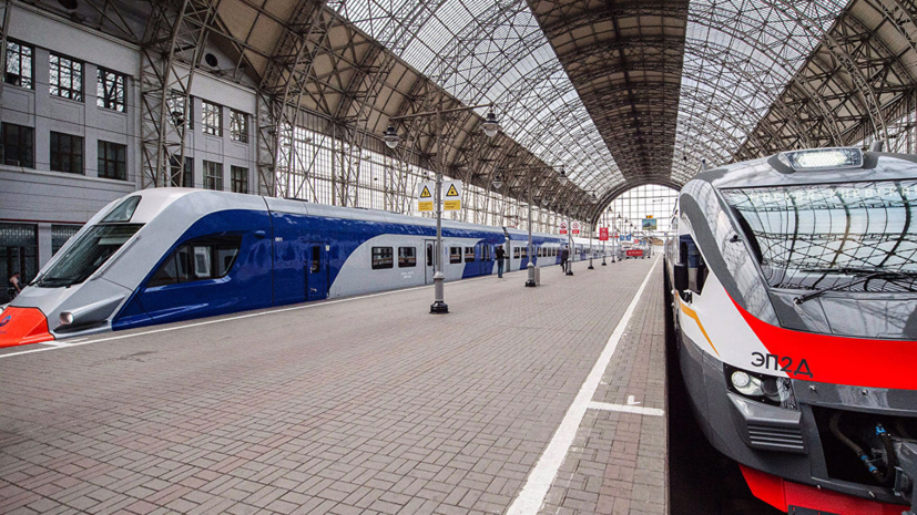 Угрозы взрывов на территории ряда вокзалов Москвы не подтвердились