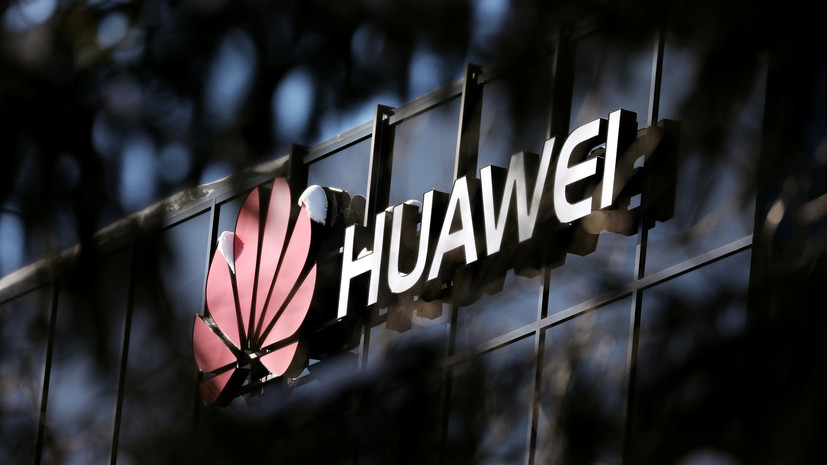В МИД Китая следят за событиями вокруг Google и Huawei