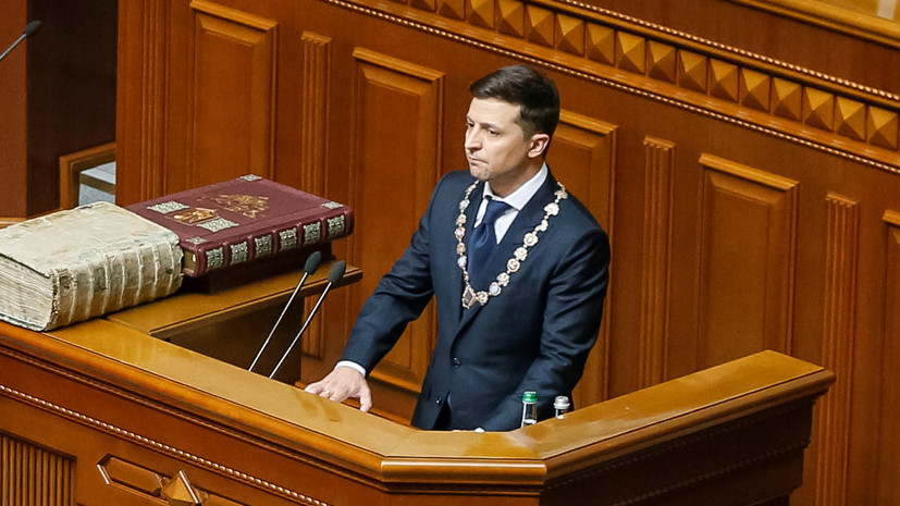 Зеленский вызвал министра обороны Украины в свою администрацию