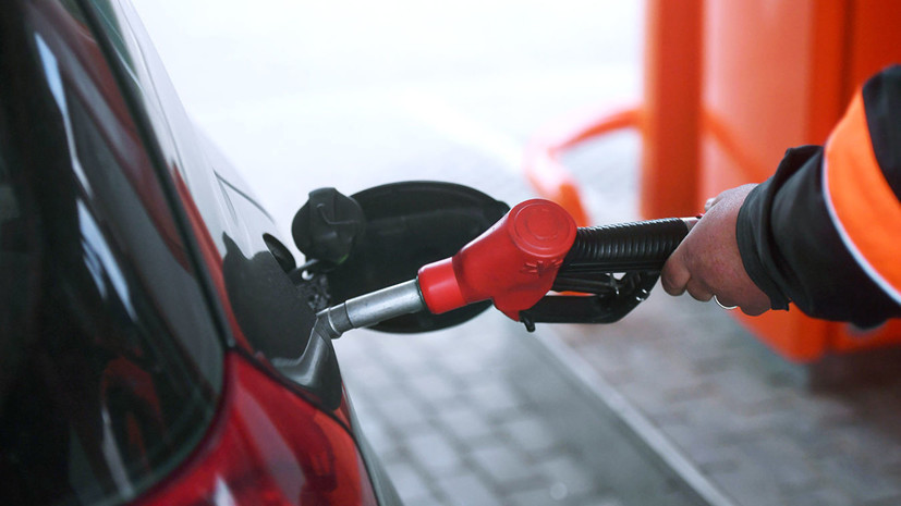 Независимый топливный союз предупредил о риске нового скачка цен на бензин