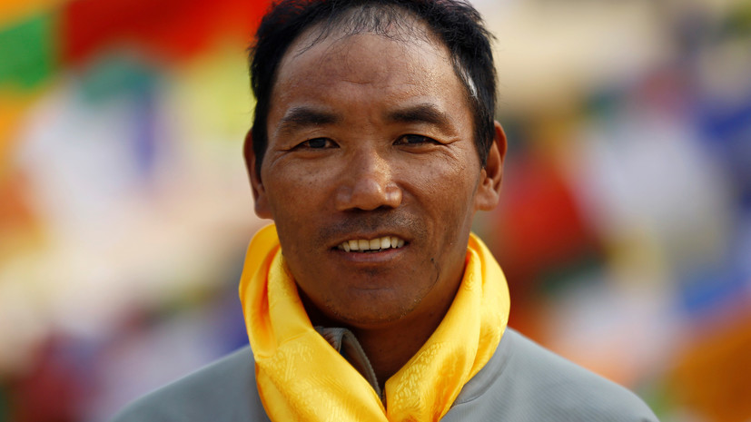 Непальский шерпа дважды за неделю поднялся на Эверест