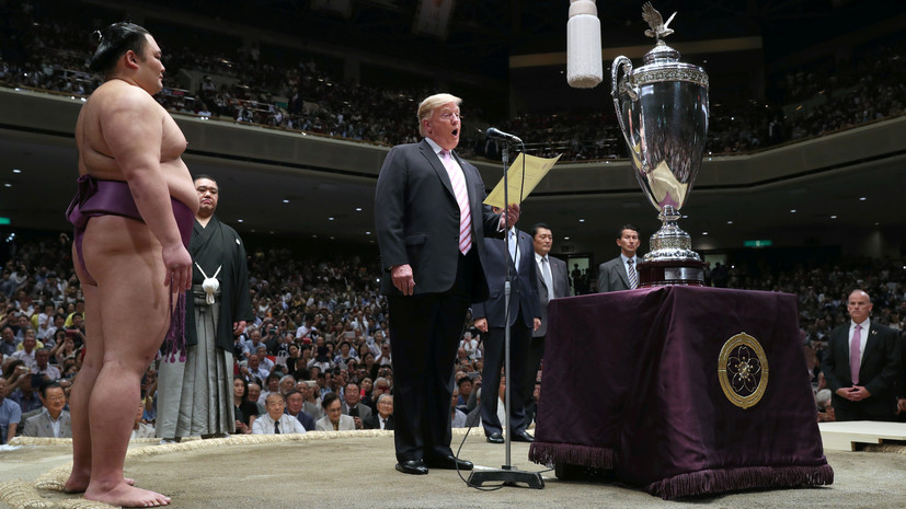 Трамп вручил кубок победителю майского турнира по сумо в Токио