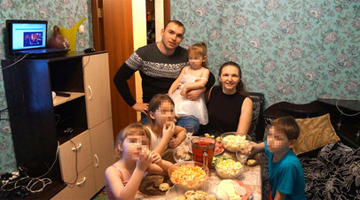 В Новосибирске семью с пятью детьми выселяют на улицу