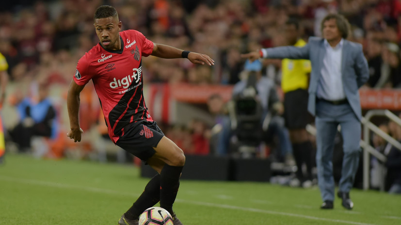 СМИ: Бразильский клуб отказался продавать футболиста в «Зенит» за €20 млн