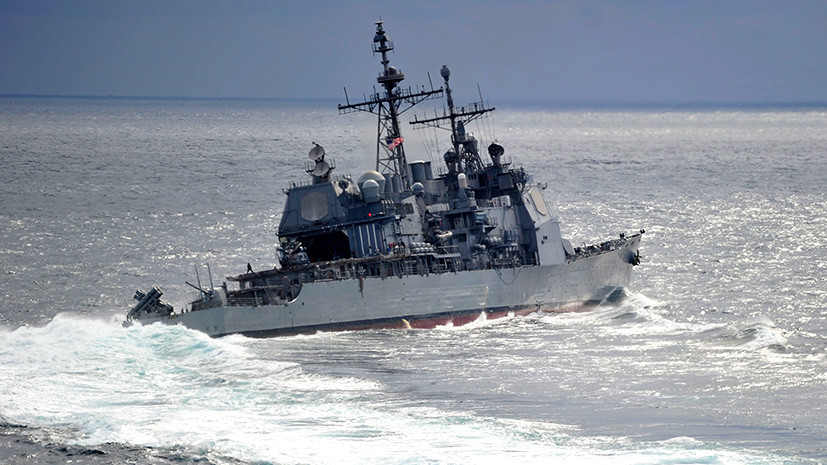 «Провокация американской стороны»: крейсер ВМС США пересёк курс российского военного корабля