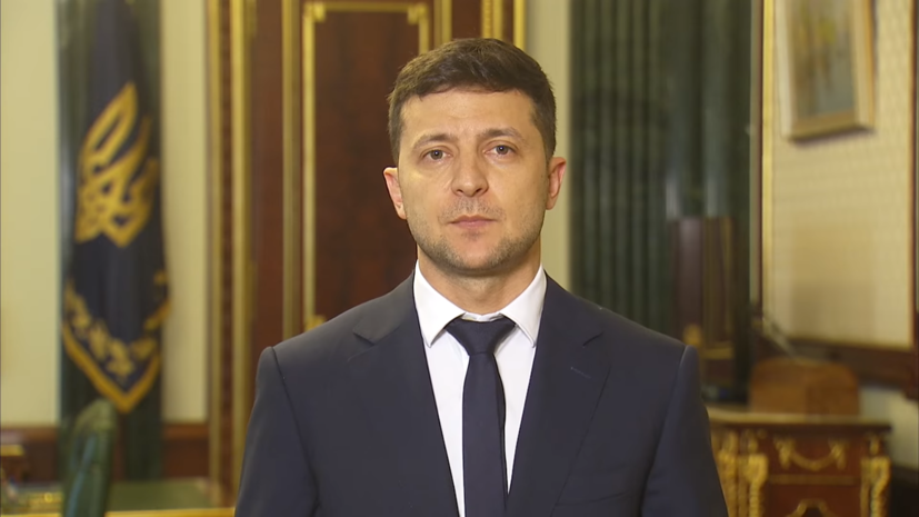 Зеленский заявил, что Рада «пробивает дно»