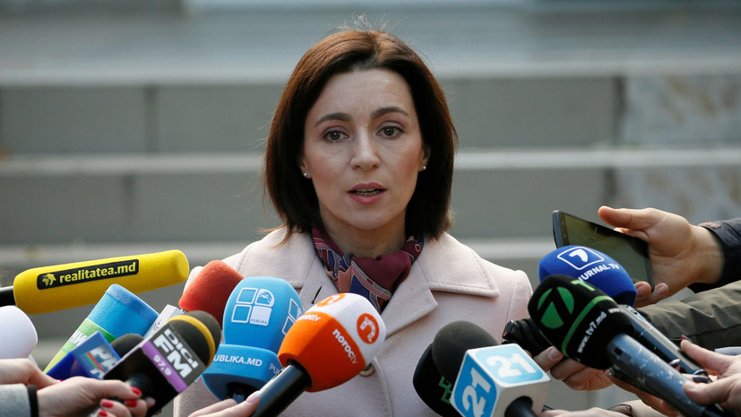 КС Молдавии объявил незаконным назначение Санду премьером