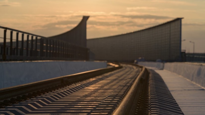 Депутат отметил важность железнодорожной части Крымского моста
