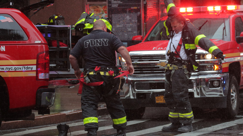 При жёсткой посадке вертолёта в Нью-Йорке погиб один человек