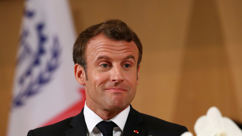Макрон заявил, что отправит Трампу новый дуб