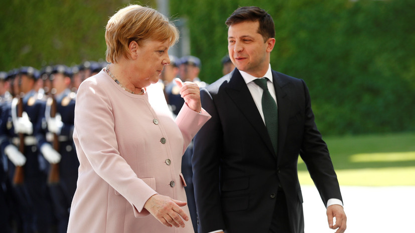 Глава МИД Украины оценил значение визита Зеленского в Берлин и Париж