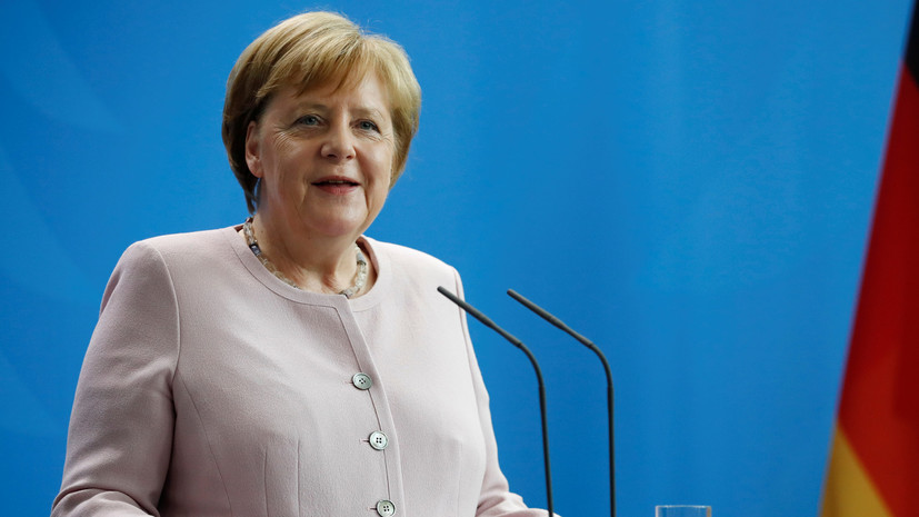 В немецком кабмине рассказали о прекрасном самочувствии Меркель