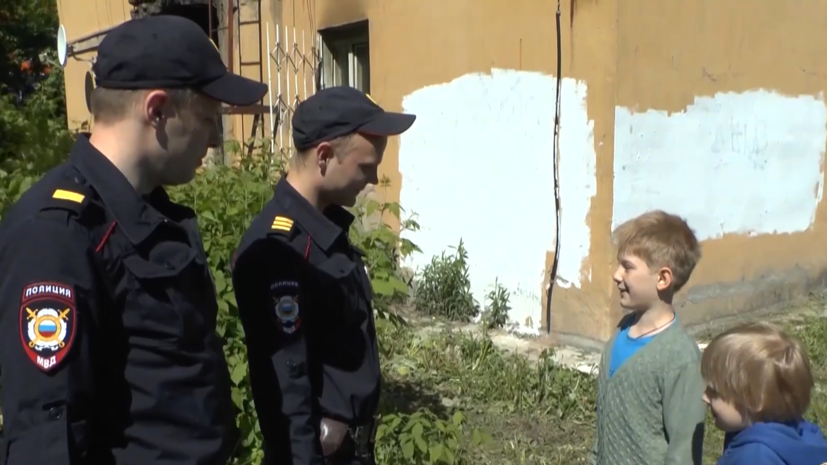 Полицейских из Подольска наградят за спасение семьи с двумя детьми при пожаре