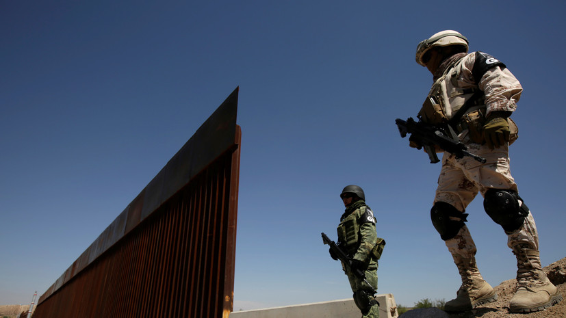 Суд заблокировал выделение средств Пентагона на стену у границ США 