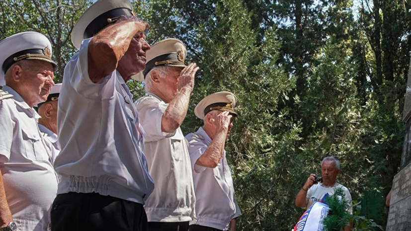 Погибших на аппарате ВМФ подводников похоронят в Петербурге