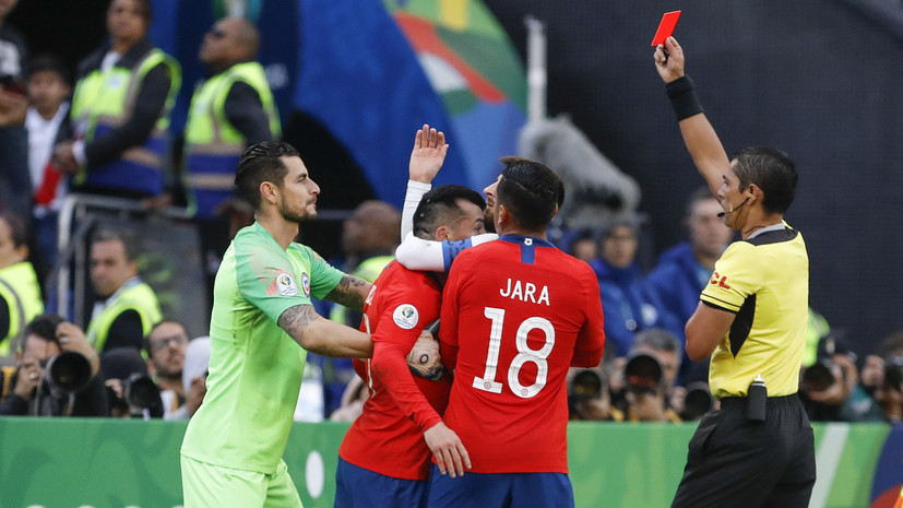 Удаление в матче с Чили стало вторым в карьере Месси