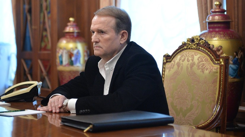 Медведчук назвал Януковича предателем