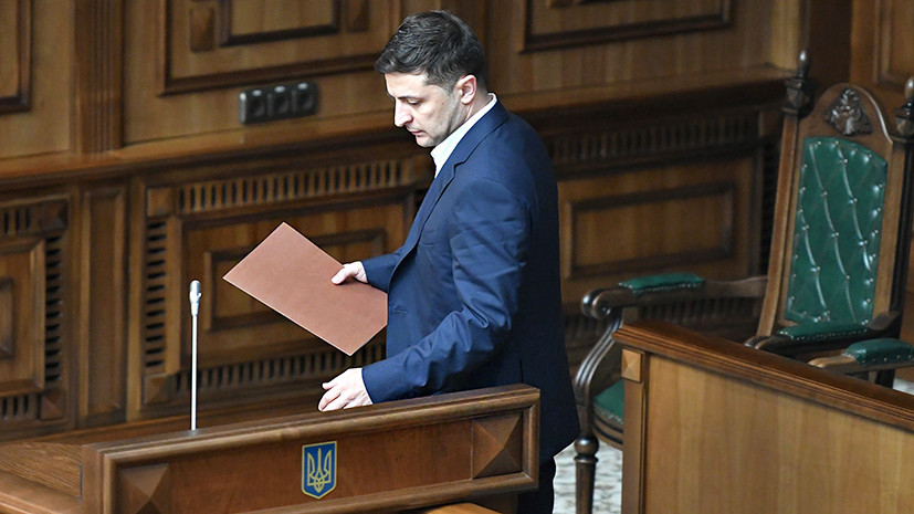 «Лишить возможности участвовать в управлении»: Зеленский намерен люстрировать Порошенко и его соратников