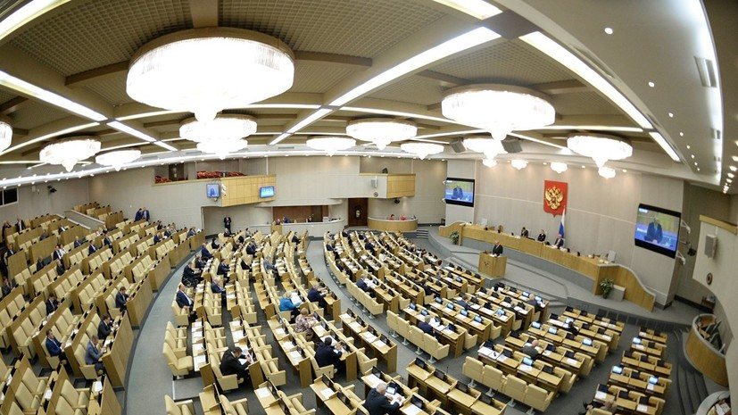 Госдума одобрила проект о повышении предельного возраста службы в МВД