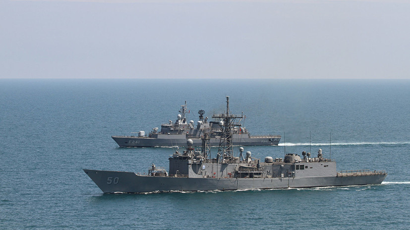 Российские военные наблюдают за учениями стран НАТО в Чёрном море