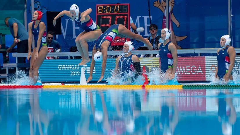 Венгерские ватерполистки установили рекорд ЧМ по водным видам спорта, забросив 64 мяча в одном матче