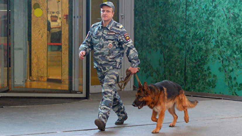 В Москве после сообщения о минировании эвакуировали здание ВШЭ