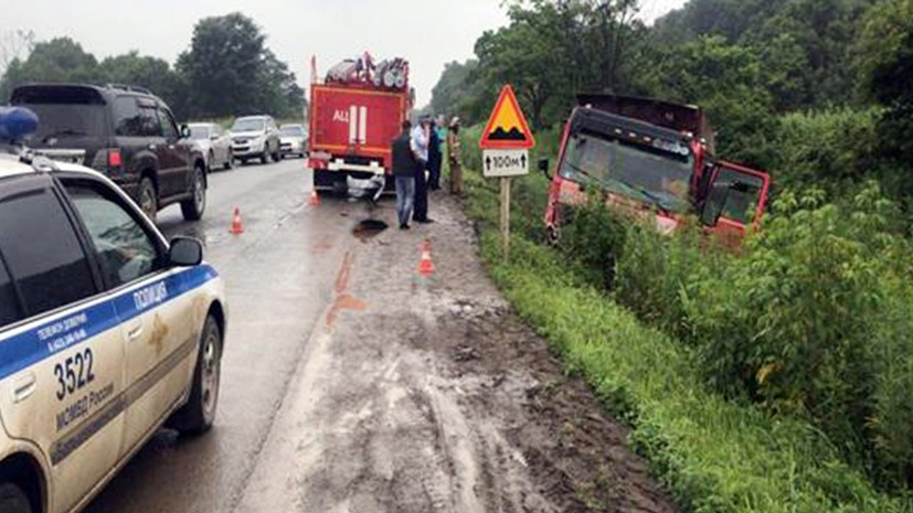 В Приморье в ДТП с участием грузовика погибли шесть человек