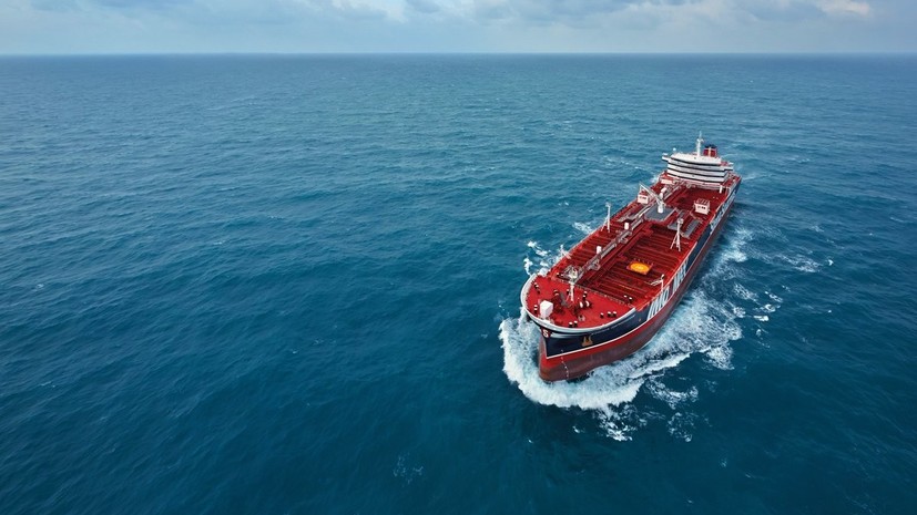 «Нарушение правил судоходства»: в Иране заявили о задержании британского танкера в Ормузском проливе