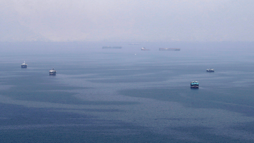 Британский танкер Stena Impero направляется к берегам Ирана