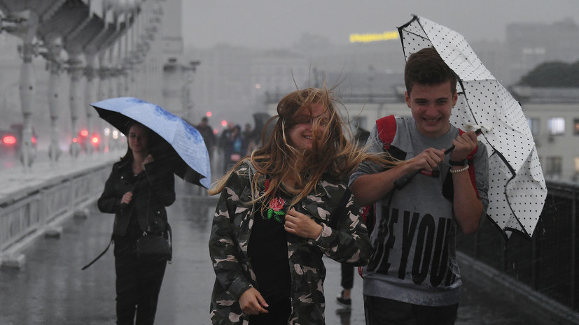 В МЧС предупредили жителей Москвы о дожде с грозой 20 июля