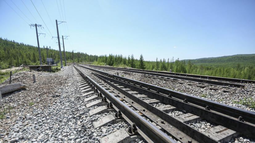 На Ямале восстановили движение поездов после схода вагонов