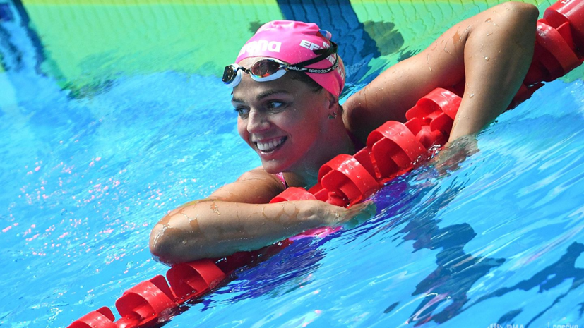 Ефимова с лучшим результатом в плавании на дистанции 100 м брассом вышла в финал ЧМ