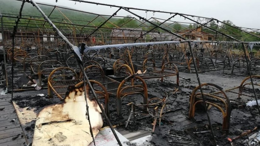 Число жертв пожара в детском лагере в Хабаровском крае выросло до трёх