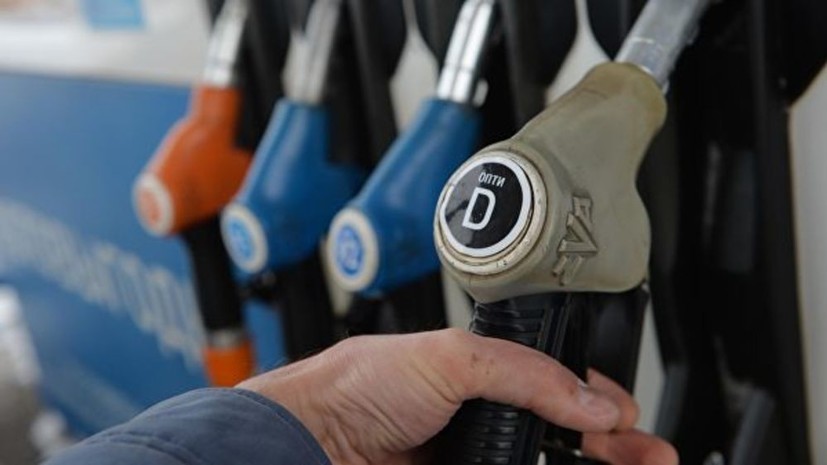 Госдума приняла закон о корректировке демпфера на топливо