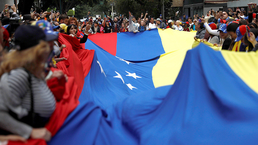 «Очередной шаг по удушению республики»: к каким последствиям могут привести новые санкции против Венесуэлы