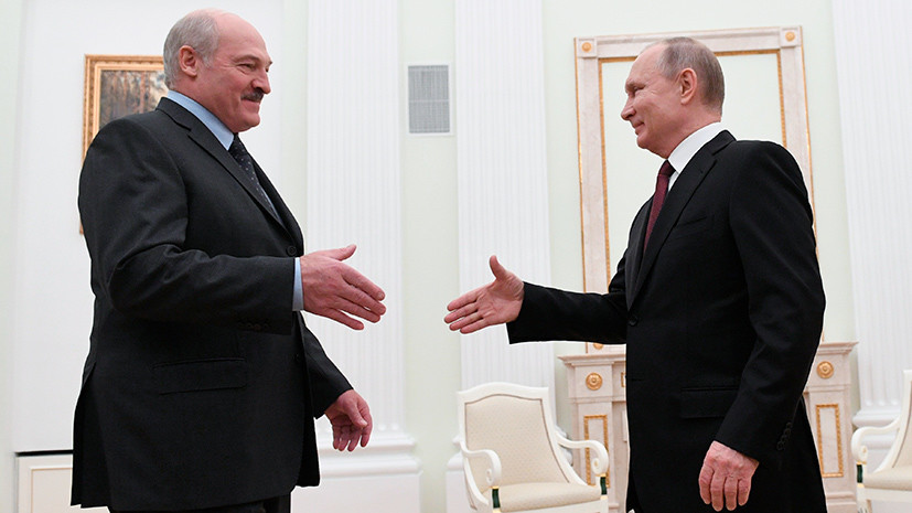 «Всегда подставляет плечо»: Лукашенко заявил, что не готов рвать отношения с «братской Россией»