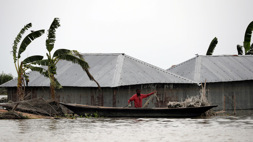 В Бангладеш жертвами наводнения стали 114 человек