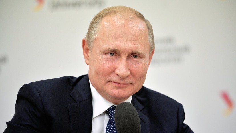 Путин рассказал о погружении в батискафе на дно Финского залива