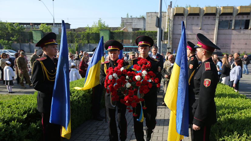 В «Слуге народа» высказались о вероятности отмены Дня Победы на Украине