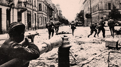 Красноармейцы во время боёв за освобождение Львова.
Июль 1944 года