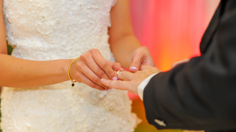 В Минюсте назвали самые популярные месяцы для свадеб
