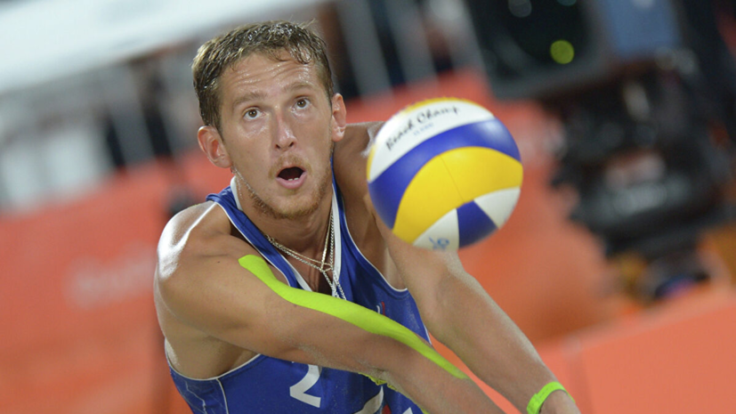 Семёнов и Лешуков выиграли первый матч на ЧЕ по пляжному волейболу