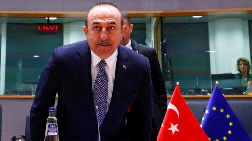Глава МИД Турции: США не помешают планируемой операции Анкары в Сирии