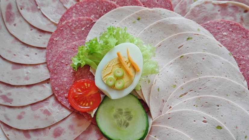 В Национальном союзе производителей мяса и мясных продуктов оценили качество колбасы в магазинах
