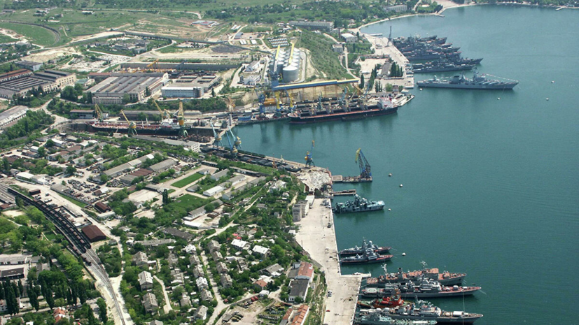 Киев арестовал танкер в рамках дела о поставке топлива Черноморскому флоту