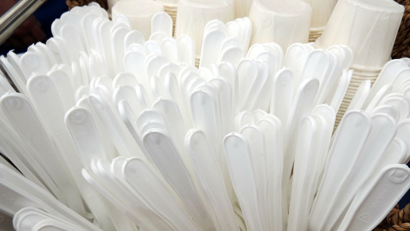 В Удмуртии предложили запретить пластиковую посуду на массовых мероприятиях