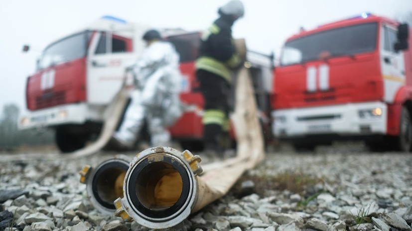 При пожаре на строящемся сухогрузе в Нижнем Новгороде погибли двое