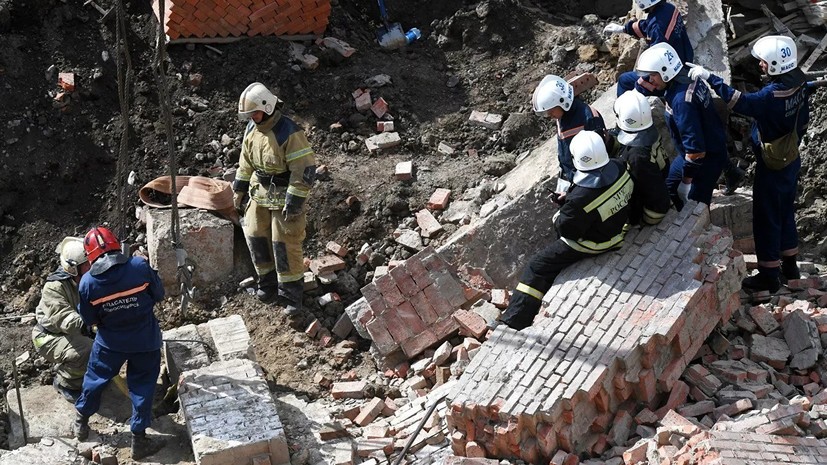 Названа возможная причина обрушения здания в Новосибирске