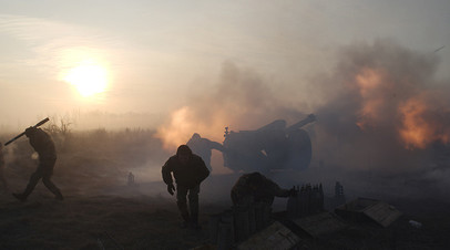 Украинские войска ведут обстрел Донбасса