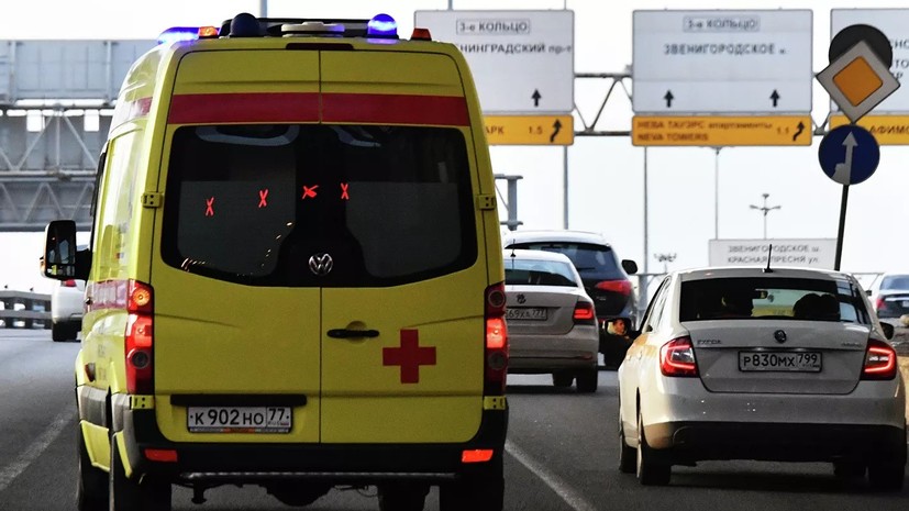 Пострадавшую при ЧП с самолётом в Минине девочку перевезли в Москву